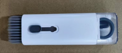 Compact Multifunctional Tech Cleaning Kit